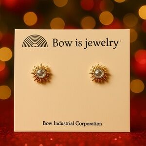✨ Bow Sunburst Crystal Stud Earrings ✨